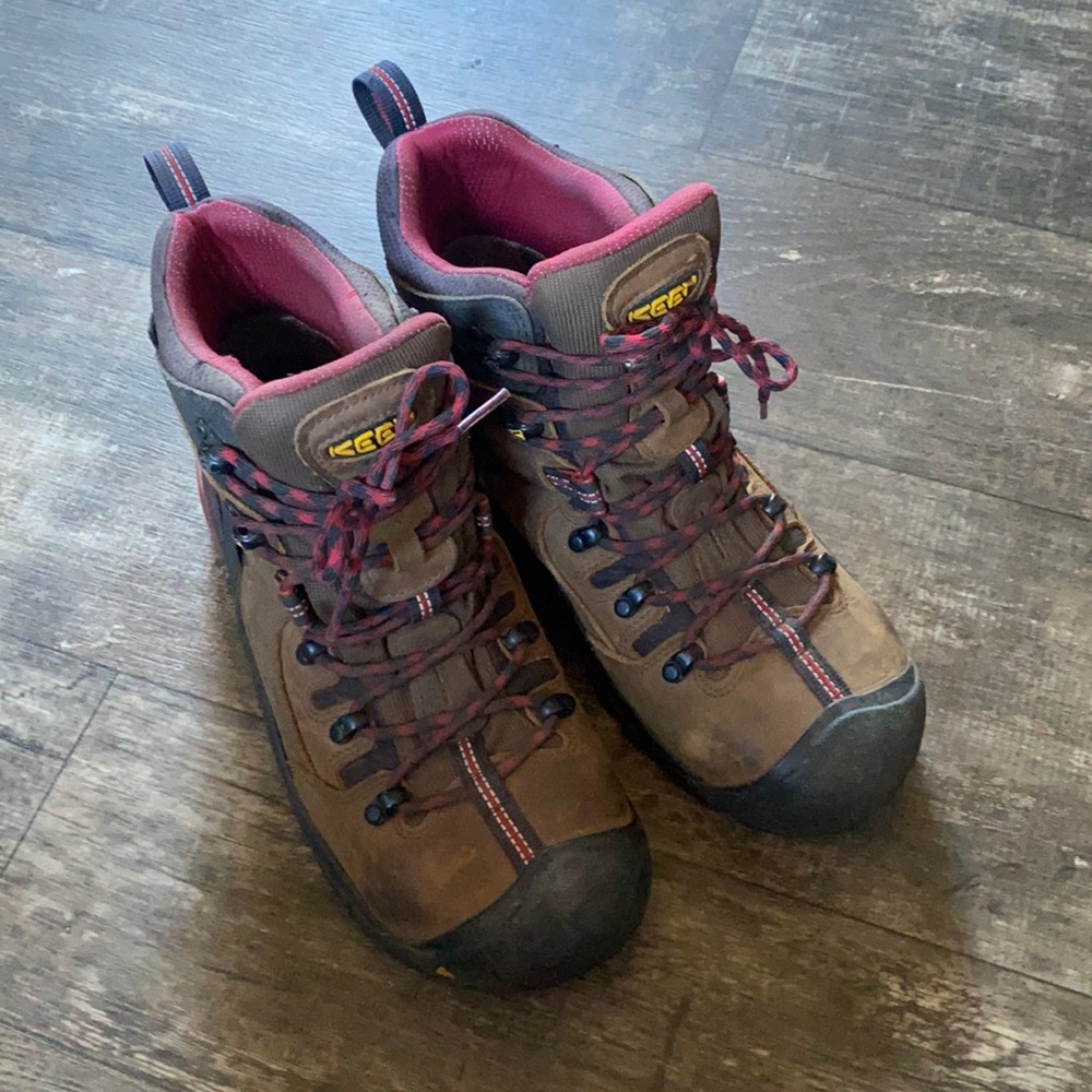 KEEN MEN'S PITTSBURGH WATERPROOF SOFT TOE BOOTS